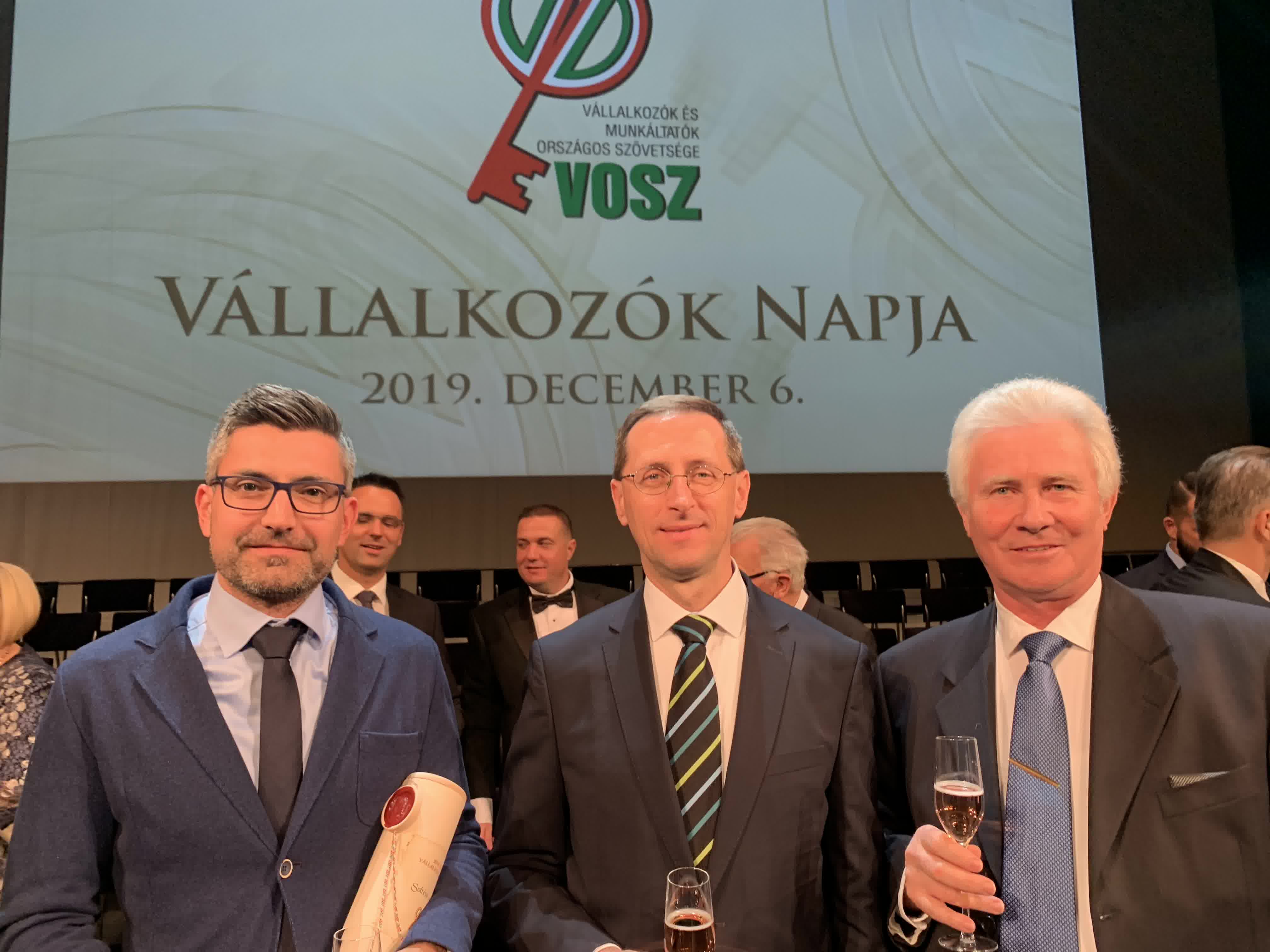 Soltész Attila Év Vállalkozója díjat vehetett át